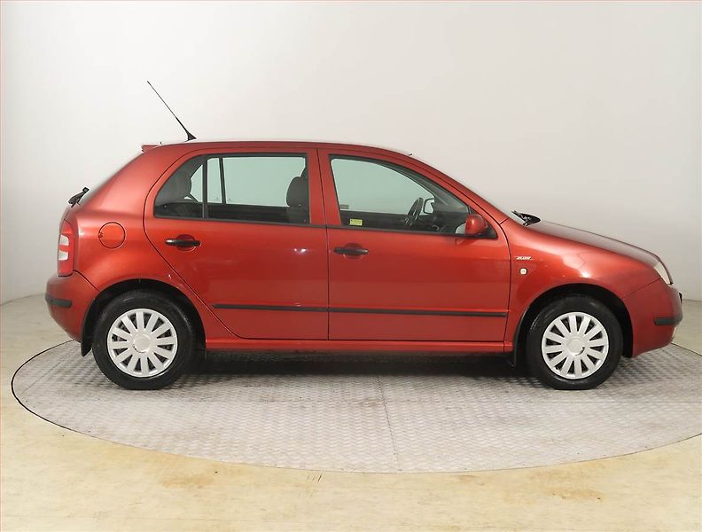 Škoda Fabia (2004) 1.2, v dobrém stavu - fotka 6 z 14