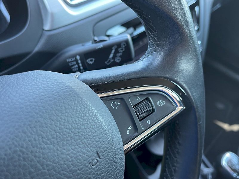Škoda Rapid (2014) Spb.1.2 TSI 77kW Elegance Plus - fotka 10 z 31