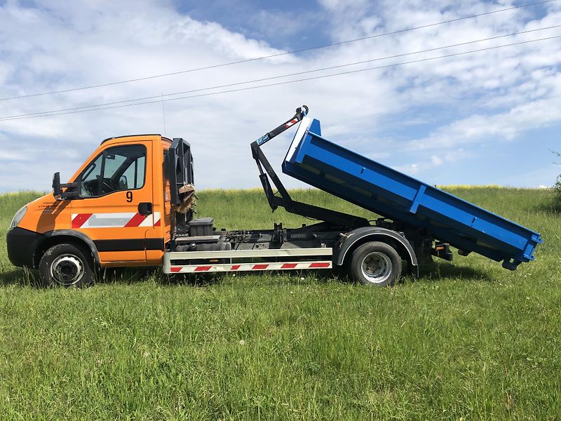 Iveco Daily (2009) 65C18 traktor T1B ,STK 2 roky - fotka 2 z 17