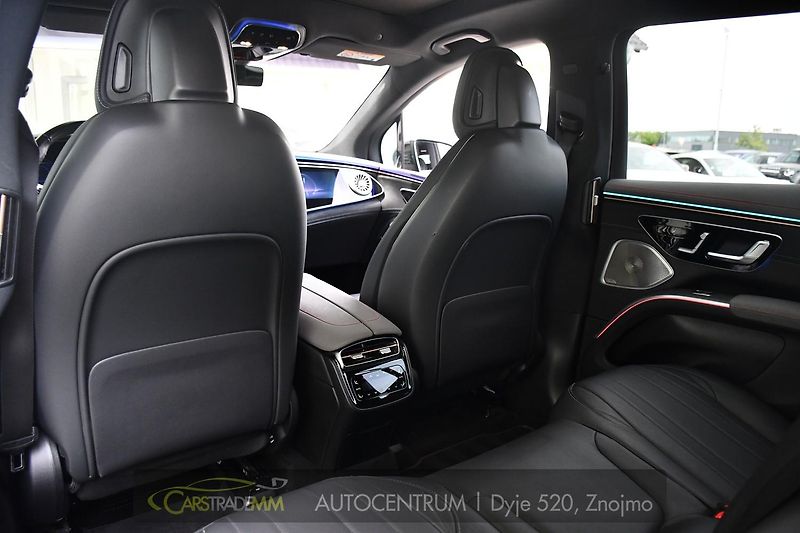 Mercedes-Benz EQS 580 4MATIC AMG 5L-ZÁRUKA  - fotka 18 z 64