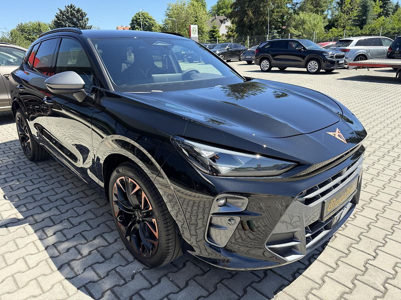 Cupra Terramar (2026) 2.0TSI 150kW 4WD R20 NT DCC CZ - fotka 12 z 45