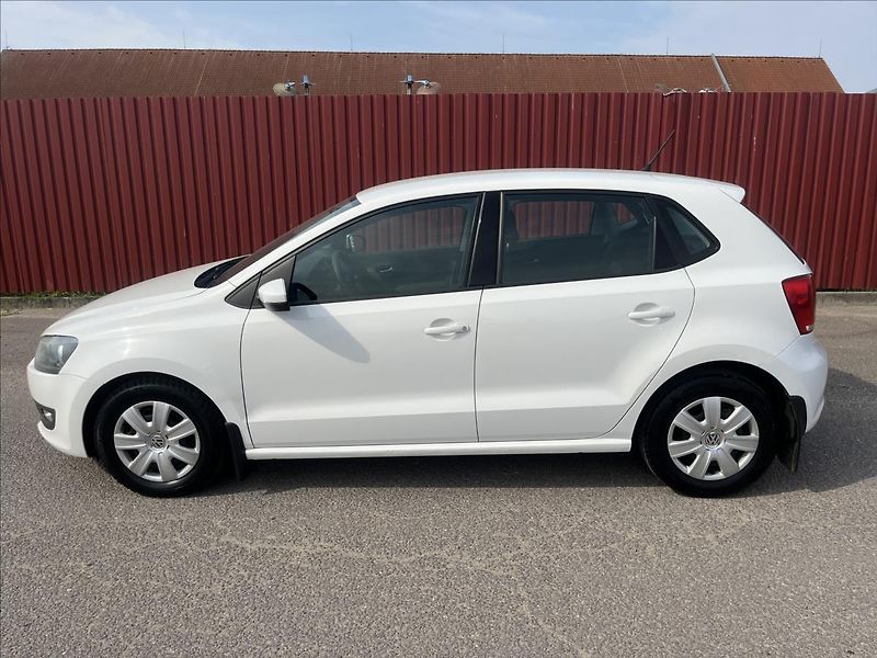 Volkswagen Polo 1.2 HTP KLIMA STK 8/2028 - fotka 4 z 30