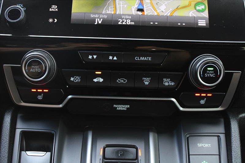 Honda CR-V 2,0 i  DPH,A/T,4x4,EXECUTIVE - fotka 16 z 47