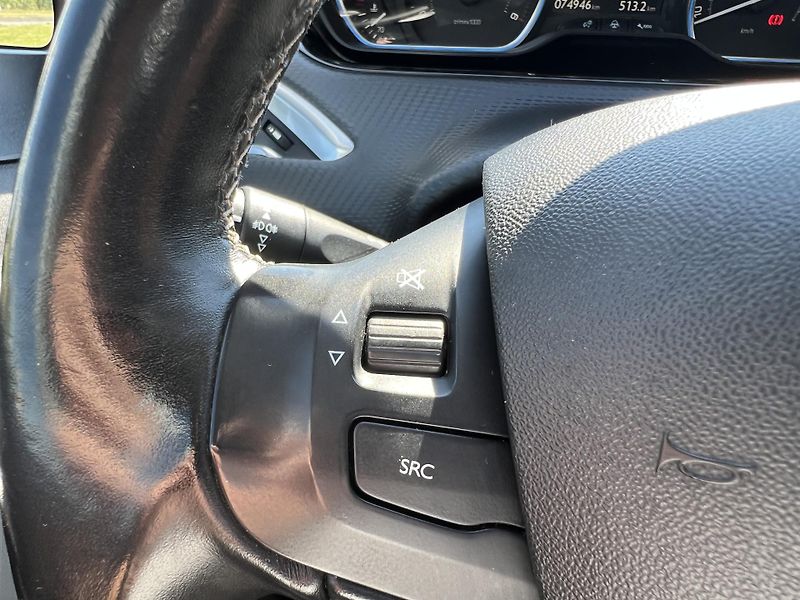 Peugeot 2008 (2019) 1.5 BlueHDi - fotka 22 z 40
