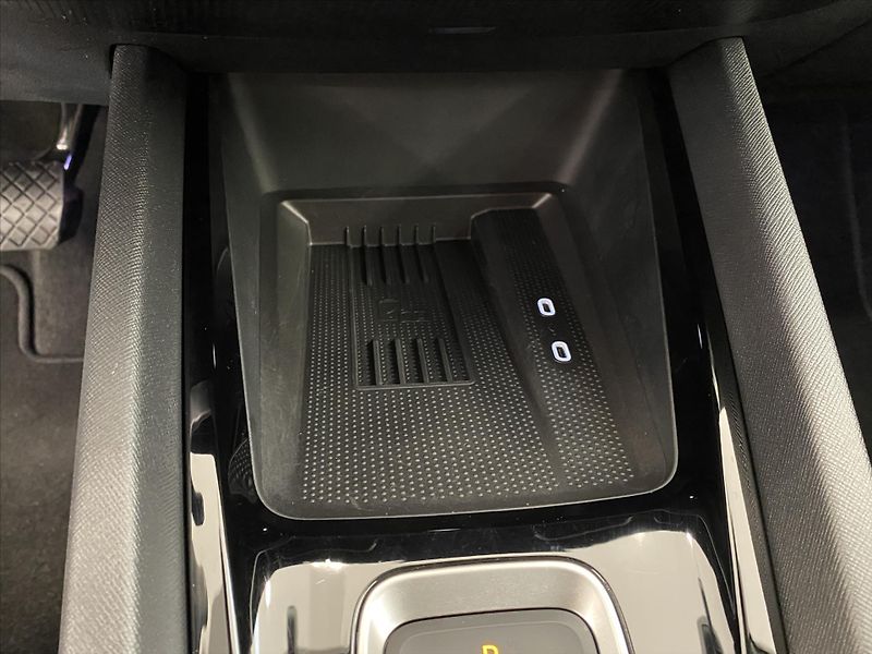 Škoda Octavia 1,5 TSI m-HEV 85kW DSG Top Sel - fotka 19 z 29