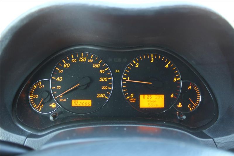 Toyota Avensis 2,2 D4-D  DIG.KLIMA, STK 4/27 - fotka 15 z 24
