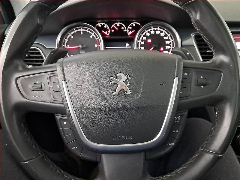 Peugeot 508 (2017) 2.0 BlueHDi, Automat, Navi - fotka 17 z 18