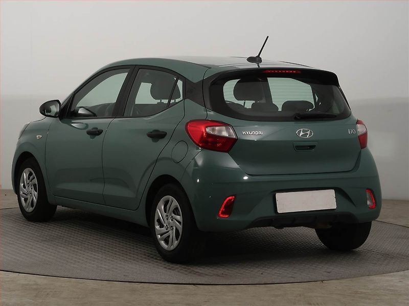 Hyundai i10 (2022) Comfort 1.0, ČR,1.maj - fotka 4 z 13