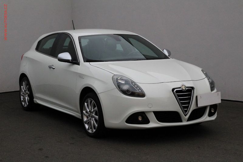 Alfa Romeo Giulietta (2013) 1.6 D - fotka 1 z 3