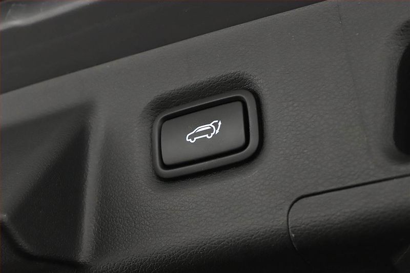 Hyundai Santa Fe (2021) 2.2 CRDi - fotka 26 z 28