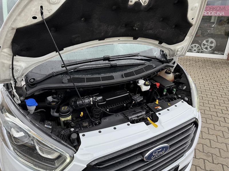 Ford Tourneo Custom (2018) SPORT - 2,0TDCi - 125kw - fotka 64 z 69