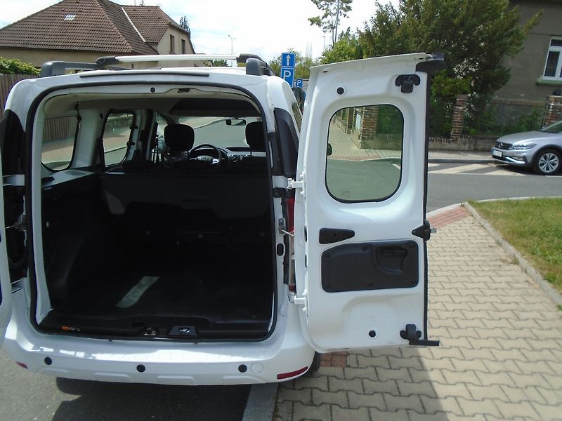 Dacia Dokker (2020) 1.5 DCi 5 míst - fotka 12 z 28