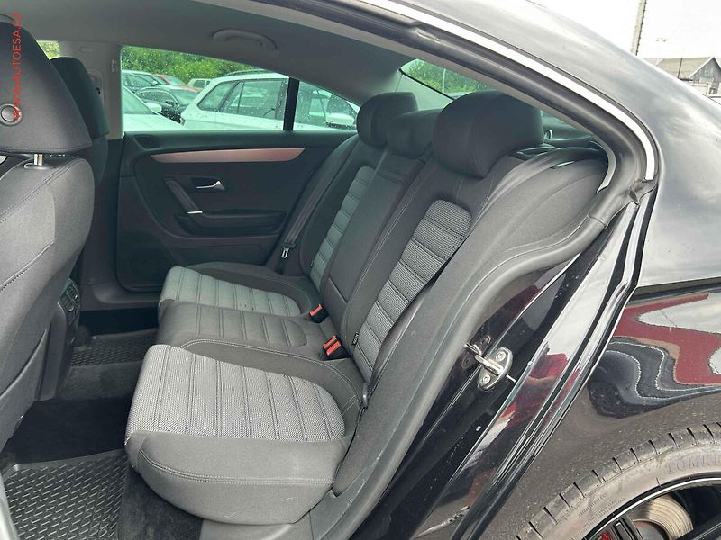 Volkswagen CC (2011) 3.6 FSi 4Motion, ČR, DSG - fotka 10 z 19