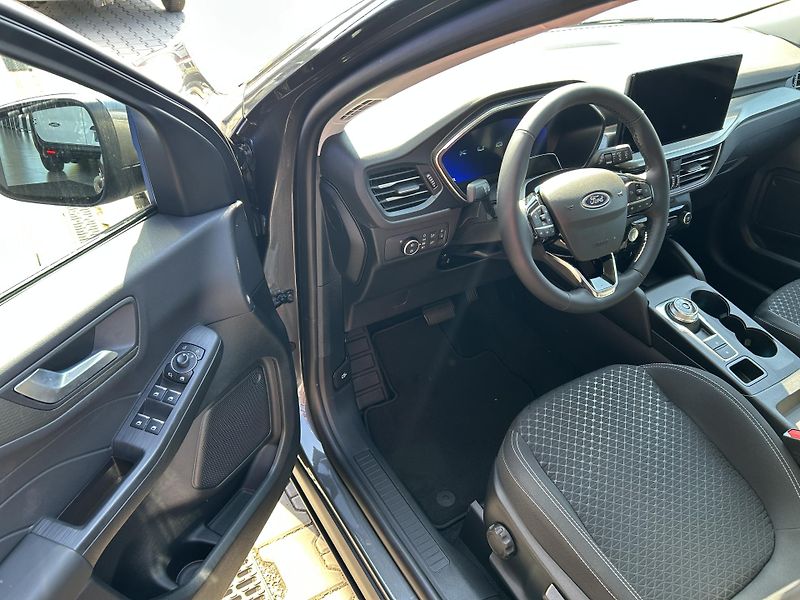 Ford Kuga Top Edition 2.5 HEV 132 kW - fotka 16 z 37