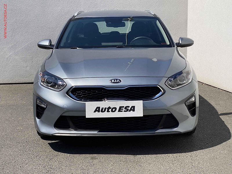 Kia Ceed (2019) 1.4 T-GDi, Vision, navi - fotka 2 z 18