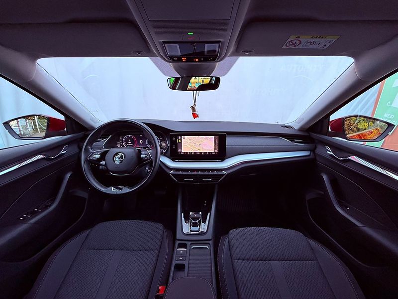 Škoda Octavia 2.0 TDi 110 kW Style DSG, Serv - fotka 19 z 36