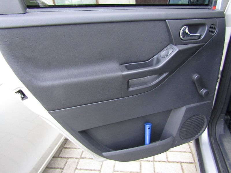 Opel Meriva (2006) 1.6 16v KLIMA FUNKČNÍ - fotka 20 z 32