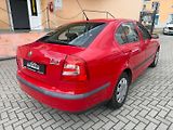 Škoda Octavia (2007) 1.6 MPI - náhled 3