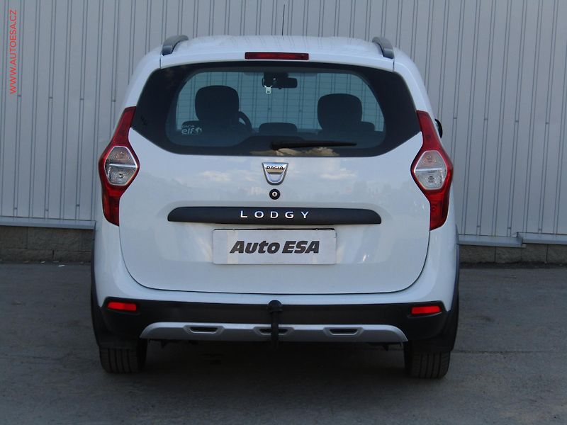 Dacia Lodgy (2016) 1.2 TCe, ČR - fotka 5 z 15
