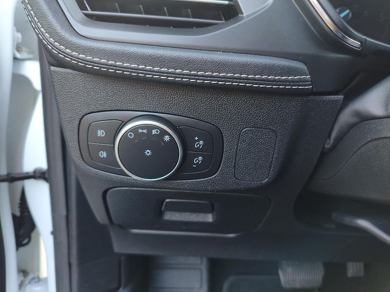 Ford Focus (2018) 2,0 Tdci 110Kw Vignale 8AT - fotka 24 z 38