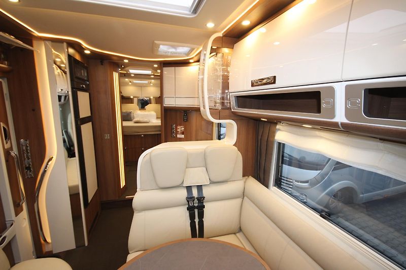 Carthago (2025) CHIC s-plus I 64 XL QB - fotka 35 z 73