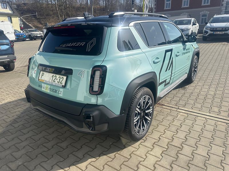 Renault 4 E-TECH (2025) iconic 150 k comfort range    - fotka 5 z 33