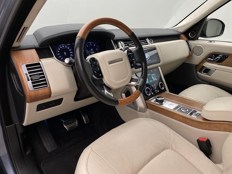 Land Rover Range Rover 4.4 SDV8 VOGUE AWD AUT CZ - fotka 4 z 57