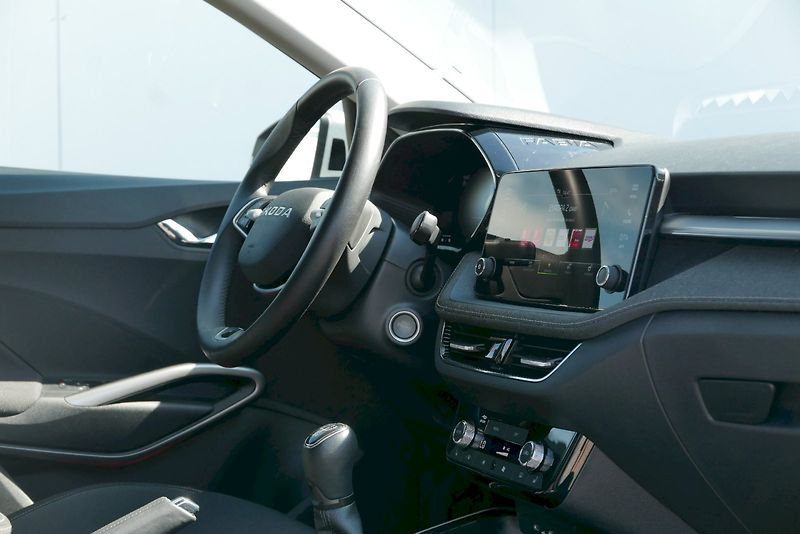 Škoda Fabia (2025) 1.0 TSI 70 kW M5° Top Selectio - fotka 16 z 28