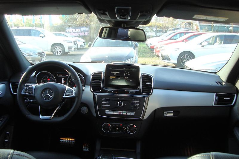 Mercedes-Benz GLE (2017) 350 D,4-Matic,AUT,AMG paket - fotka 58 z 92