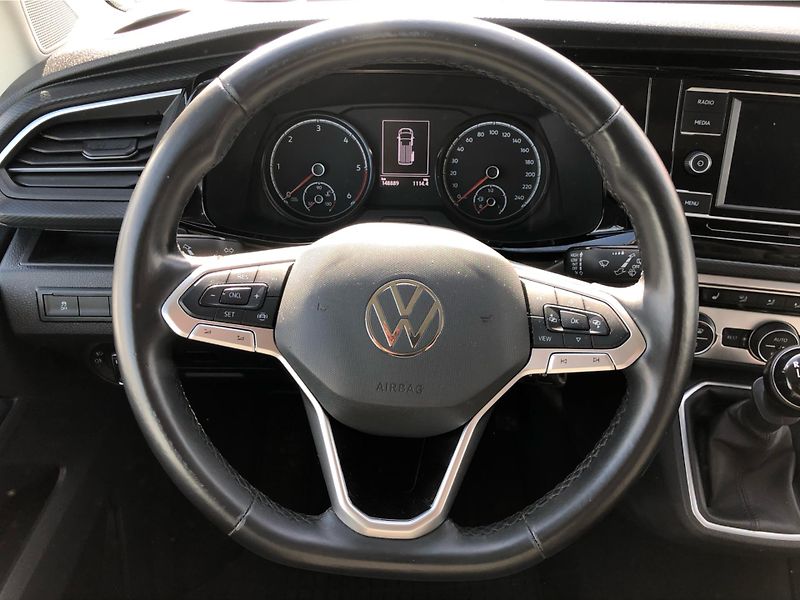 Volkswagen Multivan 6.1 2.0 TDi BULLI - fotka 18 z 29