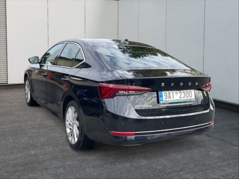 Škoda Octavia 2,0 TDI 110 Style AT - fotka 4 z 11