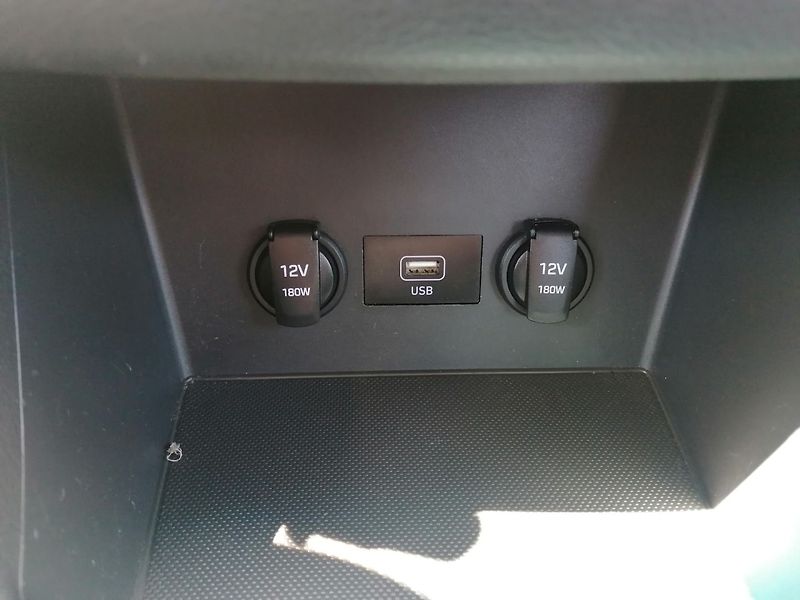 Hyundai i30 (2022) 1.0 T-GDi 88kw ČR, DPH - fotka 17 z 19