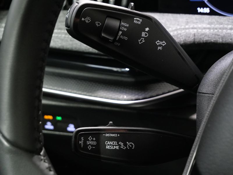Škoda Superb - fotka 17 z 28