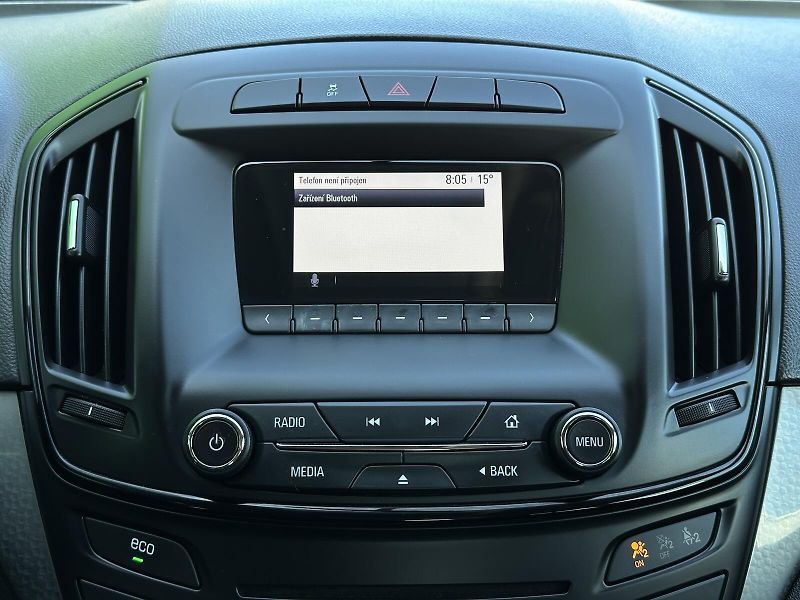 Opel Insignia 2.0CDTi 140PS Bluetooth USB CD - fotka 22 z 31