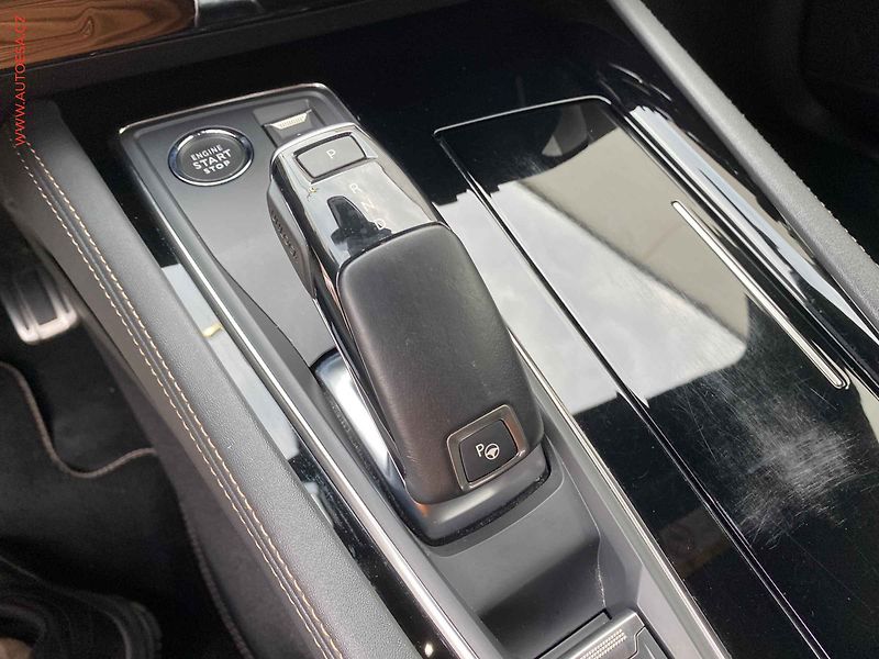 Peugeot 508 (2022) 1.2 PT, GT, LED, AT, navi - fotka 15 z 19