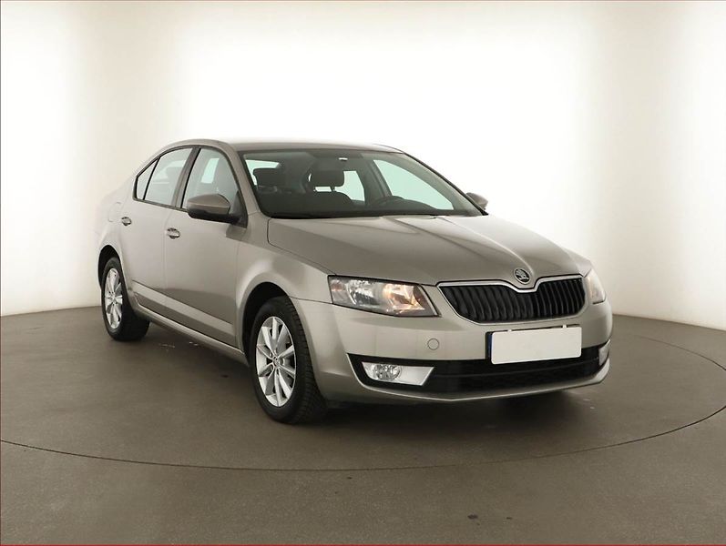 Škoda Octavia (2016) Ambition 1.6 TDI, Tempomat - fotografie inzerátu