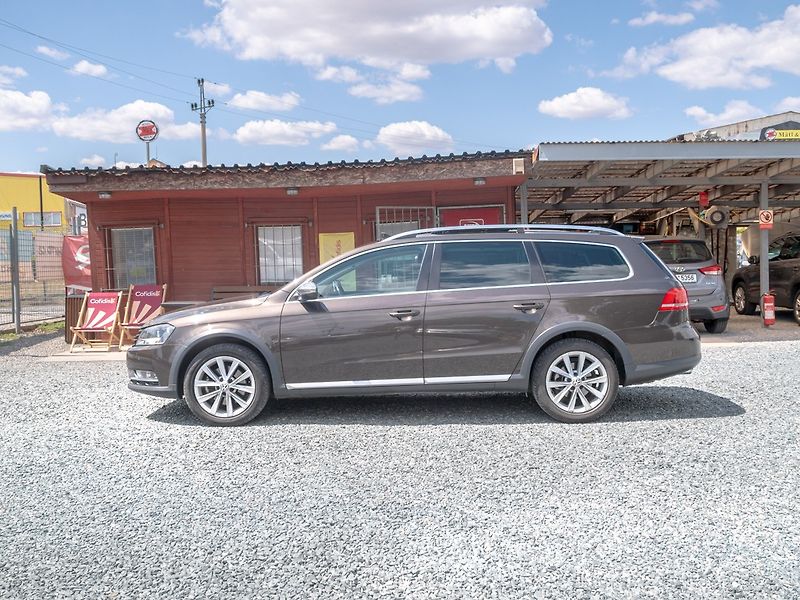 Volkswagen Passat (2013) 2.0TDI 125KW 4x4 – ALLTRACK - fotka 8 z 50