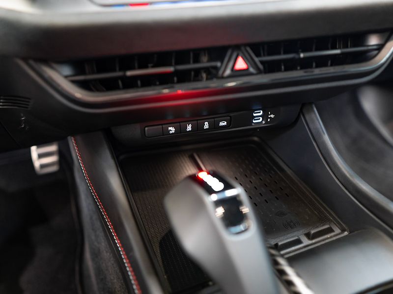 Dodge Charger (2024) 0.0 EV Scat Pack 670HP AWD - fotka 28 z 44