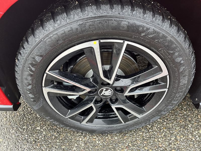 Škoda Fabia MONTE CARLO 1.0TS A7F - fotka 20 z 22