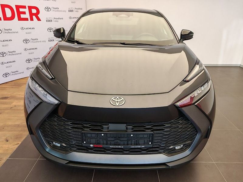 Toyota C-HR 2,0 Plug-in Hybrid Style - fotka 2 z 38