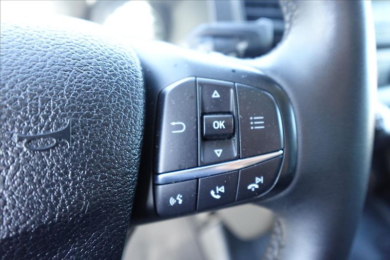 Ford Transit 2,0 TDCI  JUMBO 6MÍST KLIMA - fotka 32 z 41
