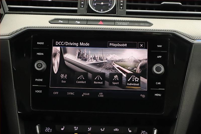 Volkswagen Arteon (2018) R-line 2.0 TSI 4Motion - fotka 15 z 21