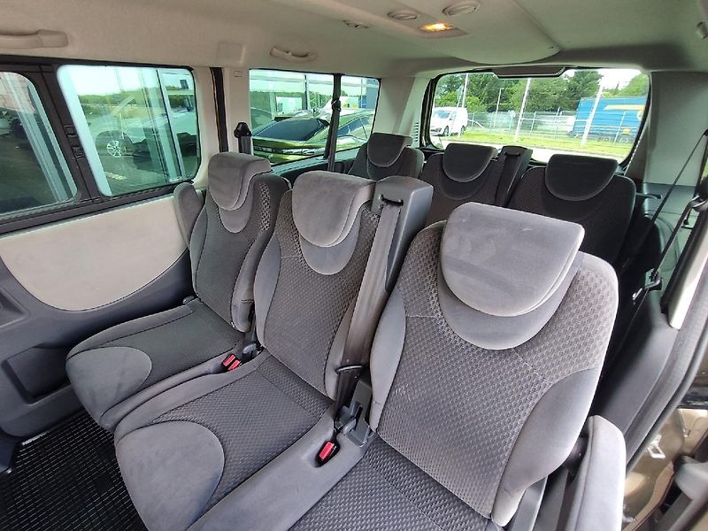 Peugeot Expert Tepee (2013) 2.0 HDI 180k AUT6 TZ - fotka 5 z 26