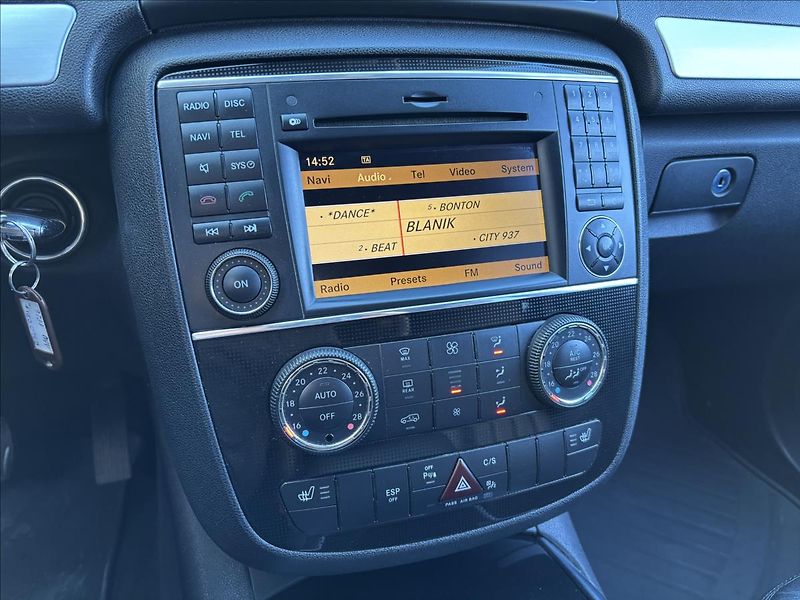 Mercedes-Benz Třídy R 3,0 CDI R 320 4-Matic - fotka 28 z 39