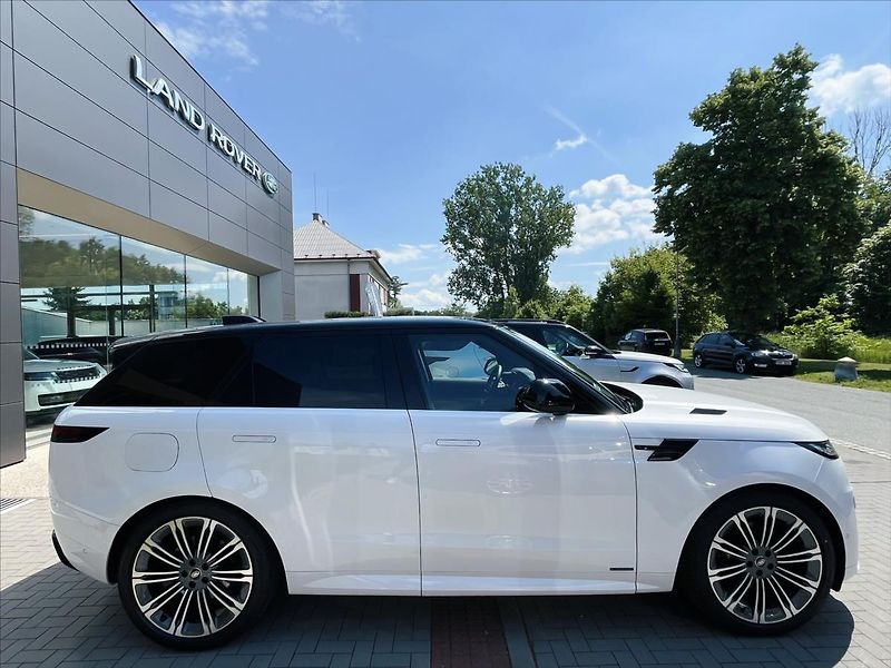 Land Rover Range Rover Sport 3,0 Autobiography D350 AWD - fotka 4 z 12