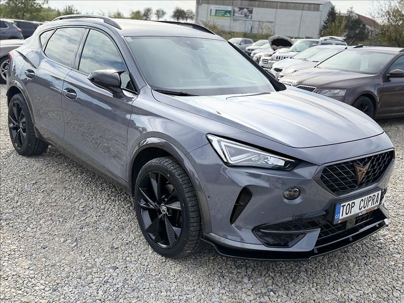 Cupra Formentor 1,5 TSI 110kW DSG NOVÉ ZIMNÍ - fotka 3 z 23