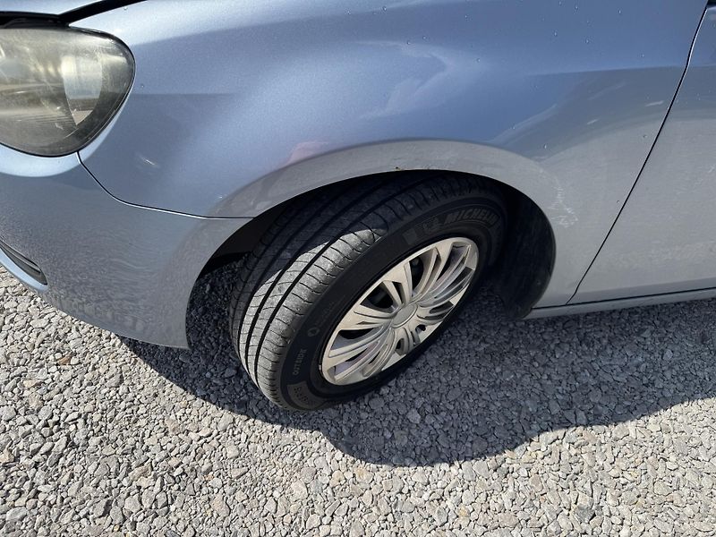 Volkswagen Golf (2008) VI,1.4-16V,SERVISKA - fotka 22 z 26