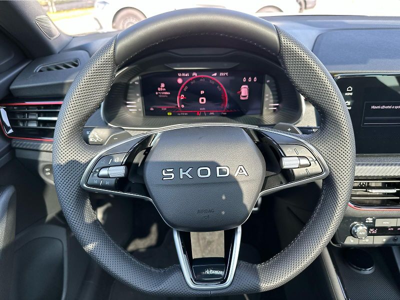 Škoda Kamiq (2027) 1,0 TSI 85 kW 7-stup. automat. - fotka 21 z 25