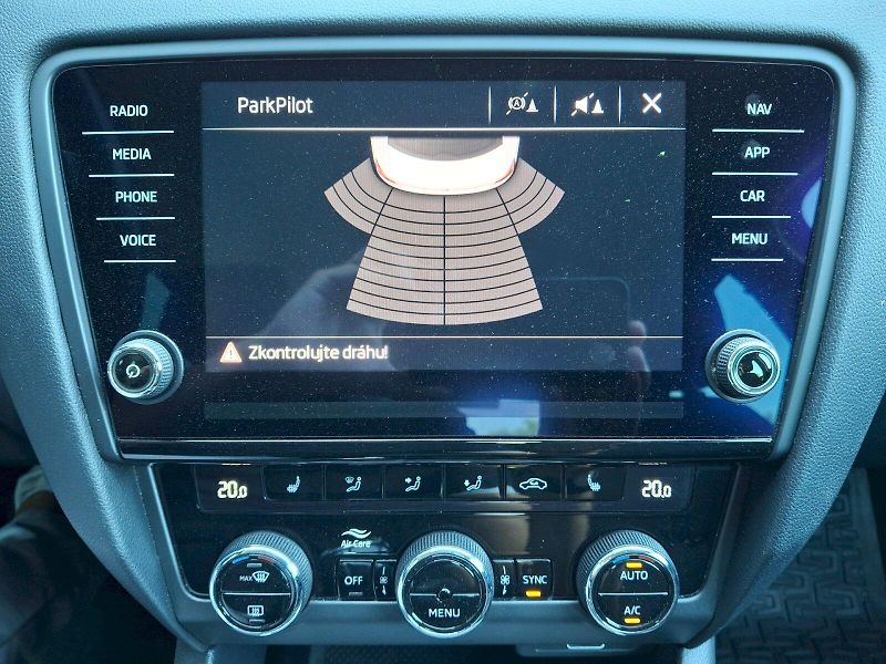 Škoda Octavia (2019) Ambition Plus Extra 1,5TSi 110 - fotka 20 z 35