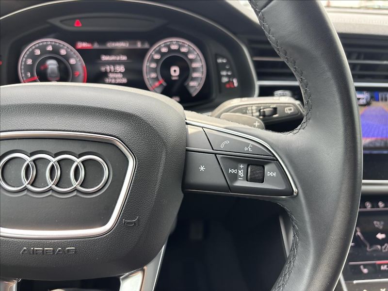 Audi Q8 3,0 TFSI V6 Quattro 250kW - fotka 24 z 34